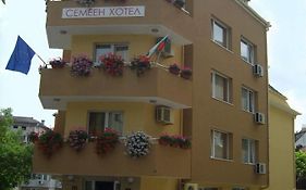 Hotel Palitra