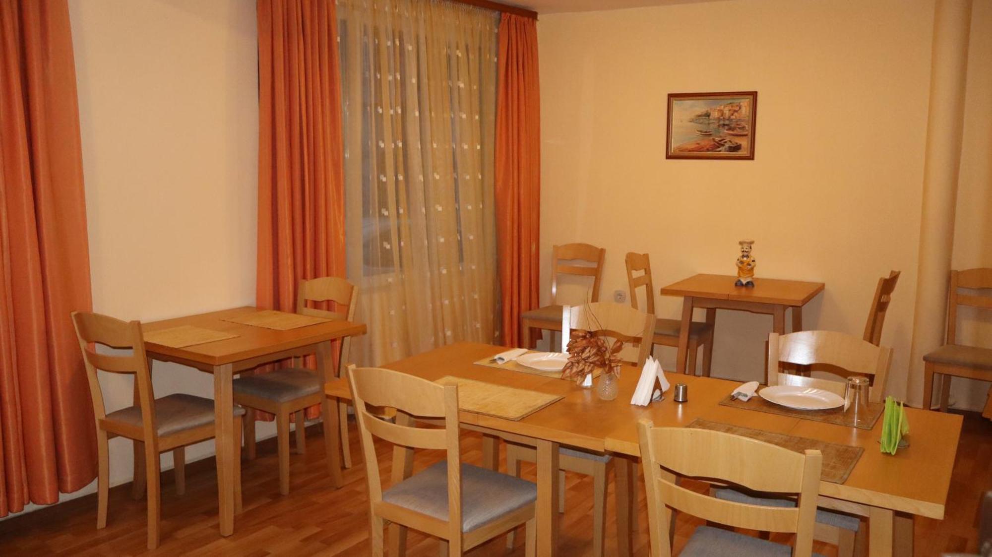 Hotel Palitra Varna Dış mekan fotoğraf